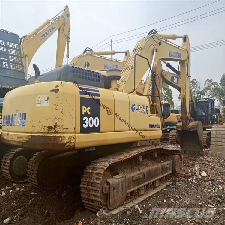 Komatsu 300 Bandgrävare
