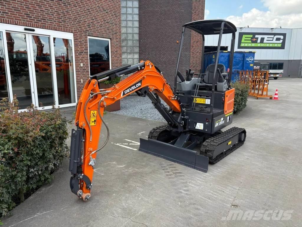 Develon DX20ZE Minigrävare < 7t