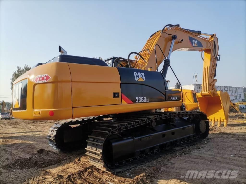 CAT 336 D Bandgrävare