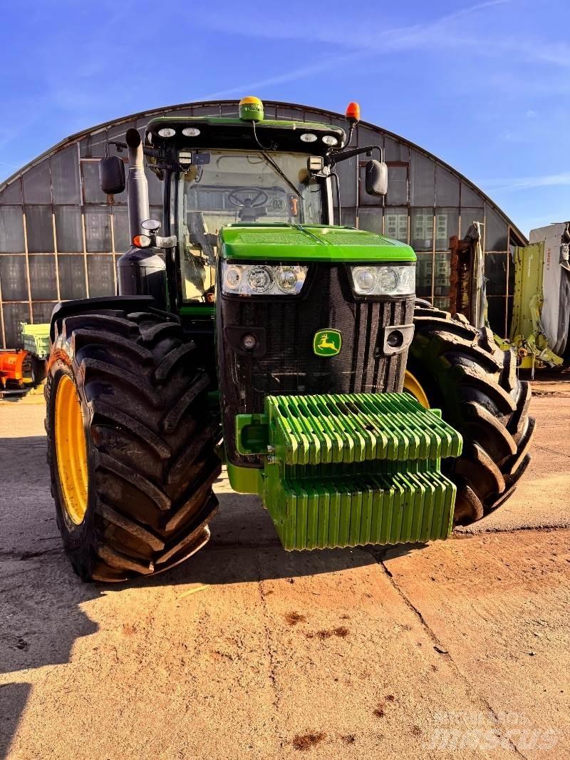 John Deere 8320 R Traktorer