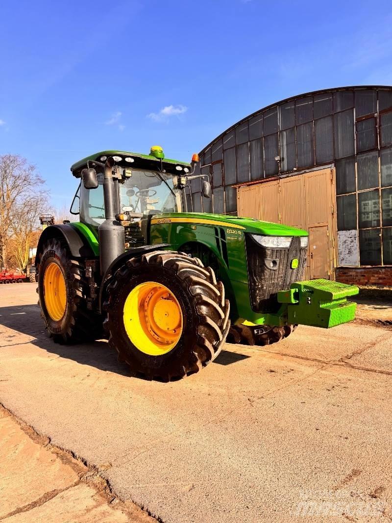 John Deere 8320 R Traktorer