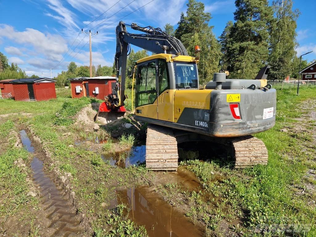 Volvo EC140DL Bandgrävare