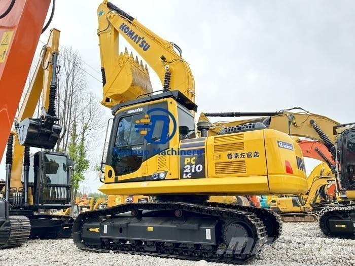 Komatsu PC 210-8 Bandgrävare