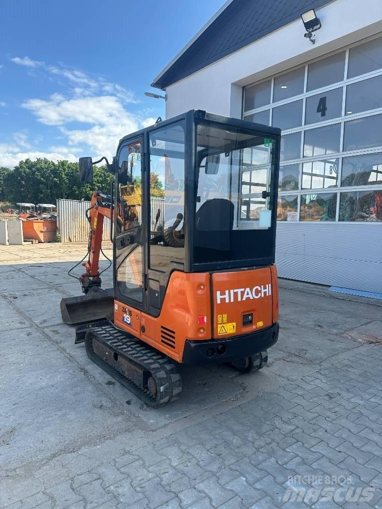 Hitachi ZX 19-6 Minigrävare < 7t