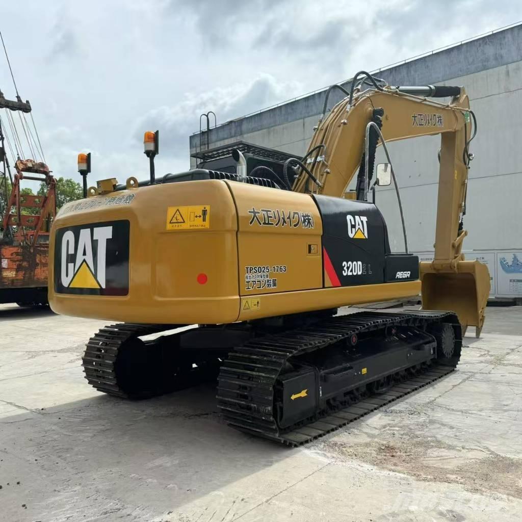 CAT 320 D2 Bandgrävare