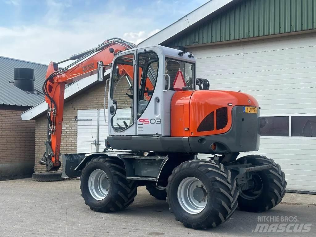 Neuson 9503 Midigrävmaskiner 7t - 12t