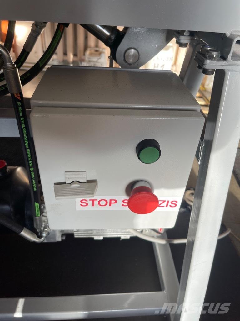  Sliežu taisnotājs 1 Skogsmaskiner - Övriga