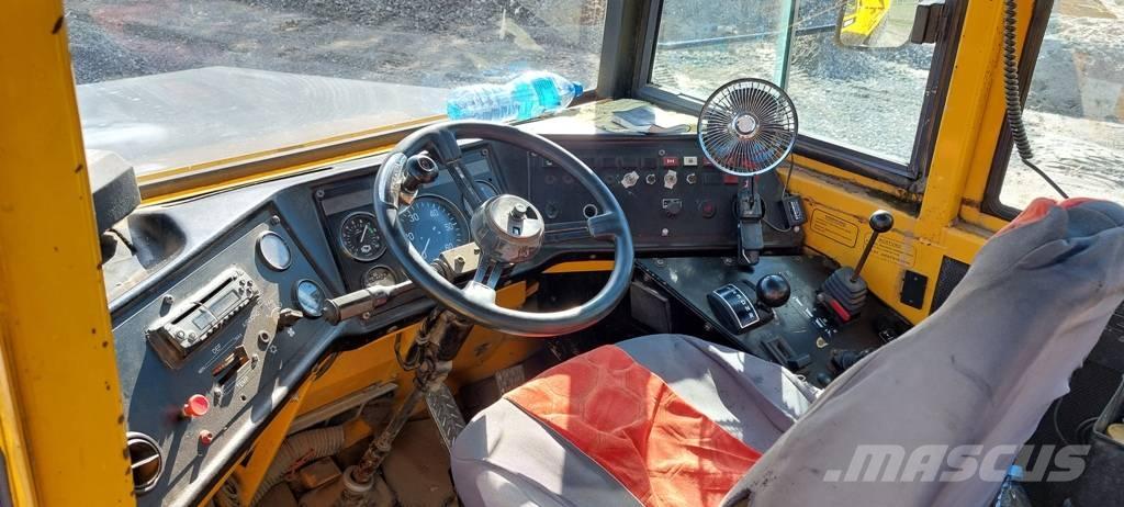 Volvo A 25 B , A 25 C Midjestyrd dumper