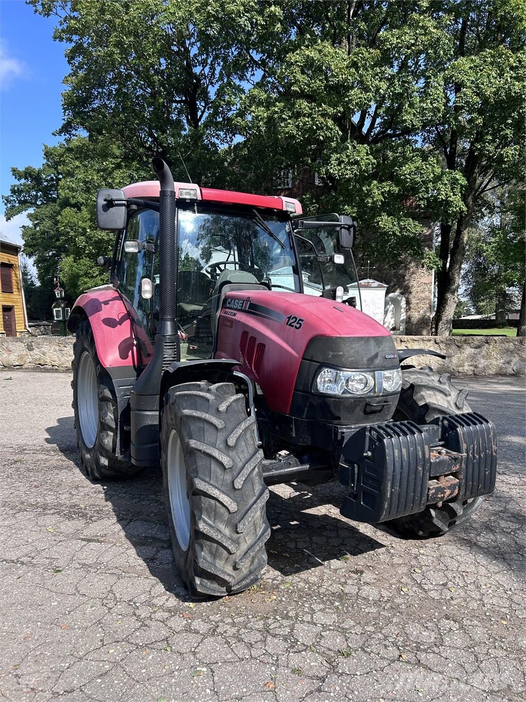 CASE Maxxum 125 Traktorer
