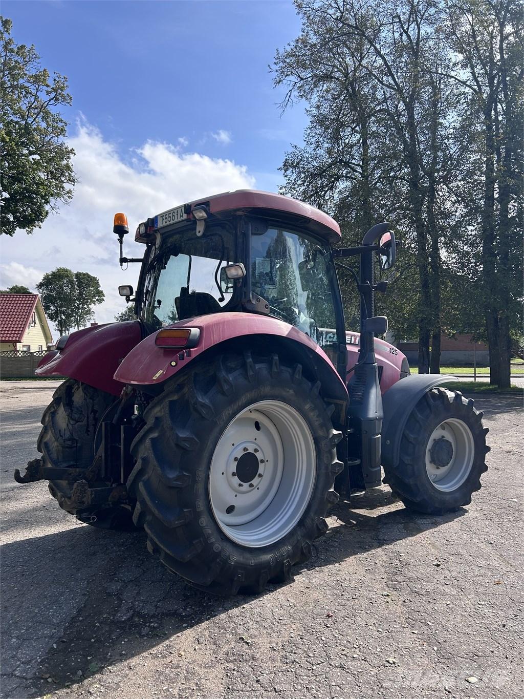 CASE Maxxum 125 Traktorer