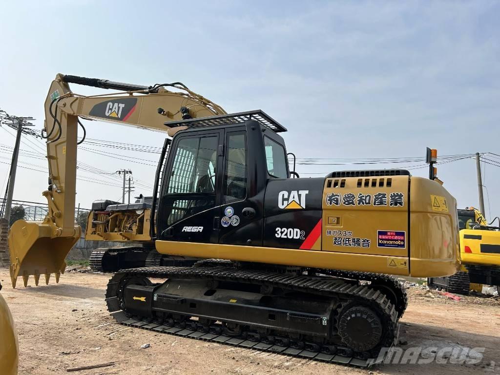 CAT 320 D L Bandgrävare