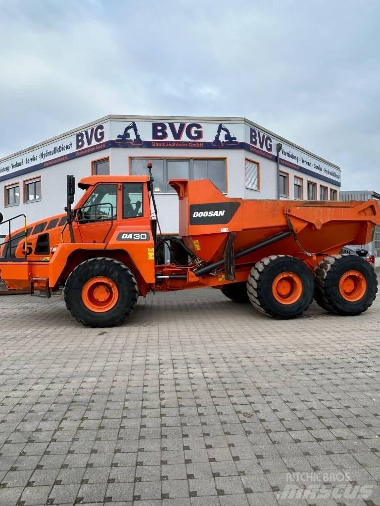 Doosan DA 30 Midjestyrd dumper
