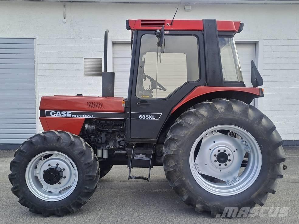 Case IH 685 XL Traktorer