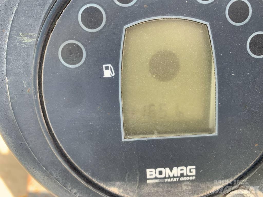 Bomag BW 100 AD-4 Tvåvalsvältar
