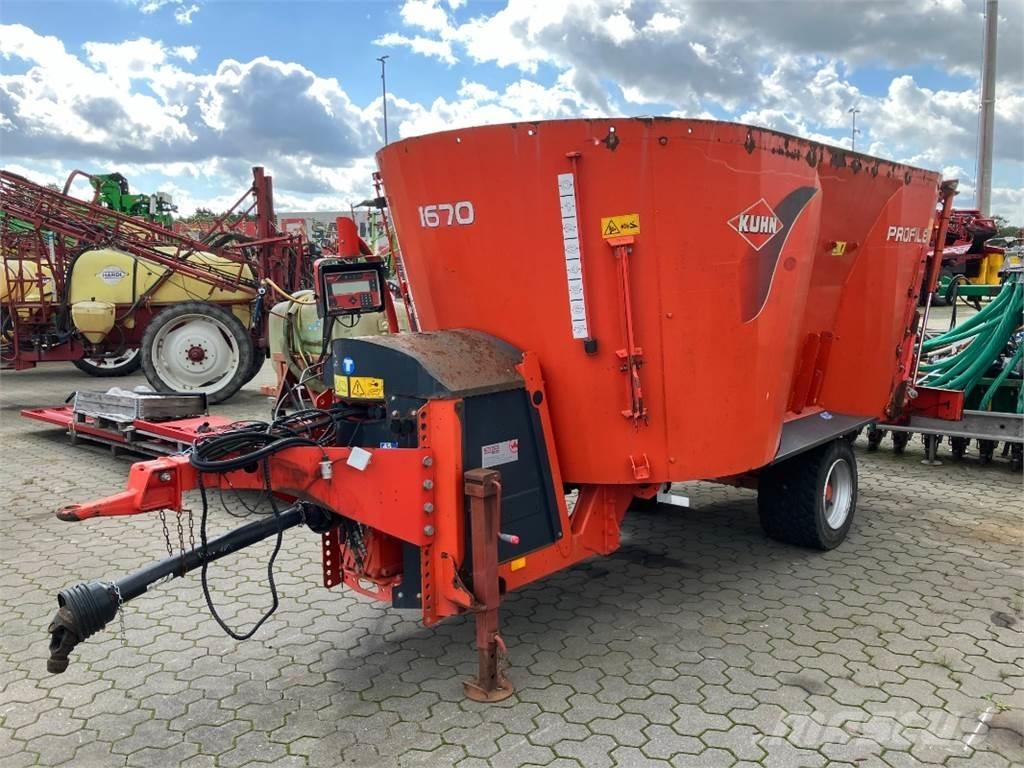 Kuhn Profile 1670 Fullfodervagnar