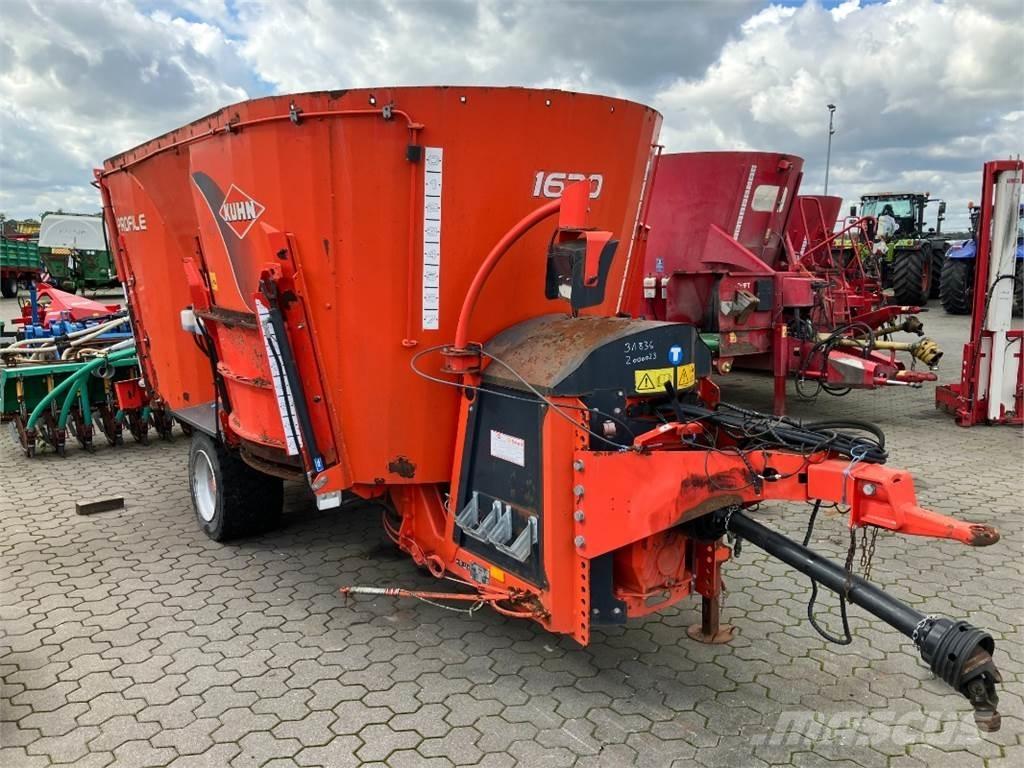 Kuhn Profile 1670 Fullfodervagnar