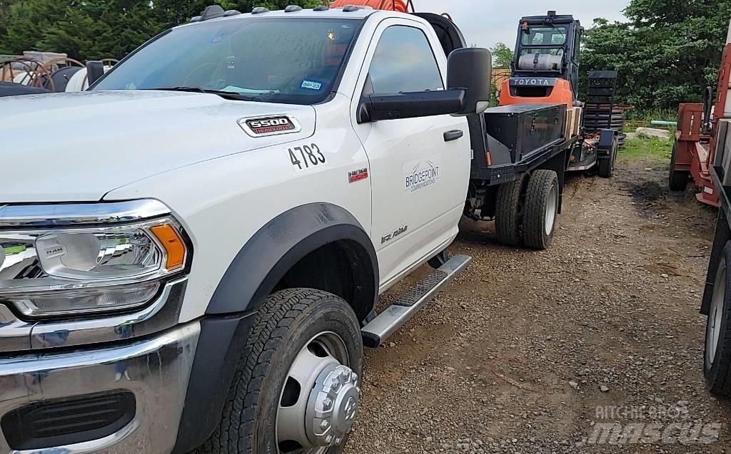 RAM 5500 Flakbilar
