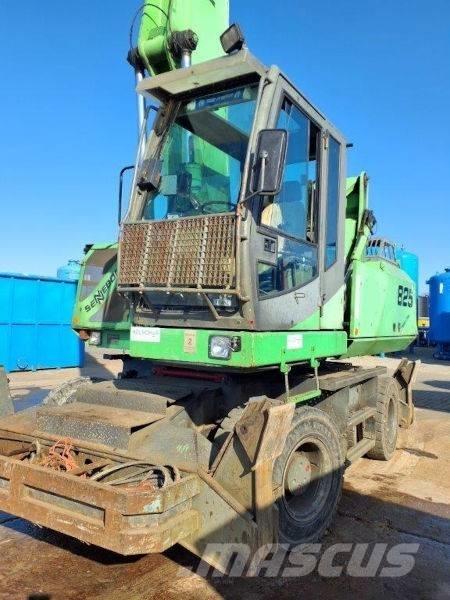 Sennebogen 825 Avfalls / industri hantering