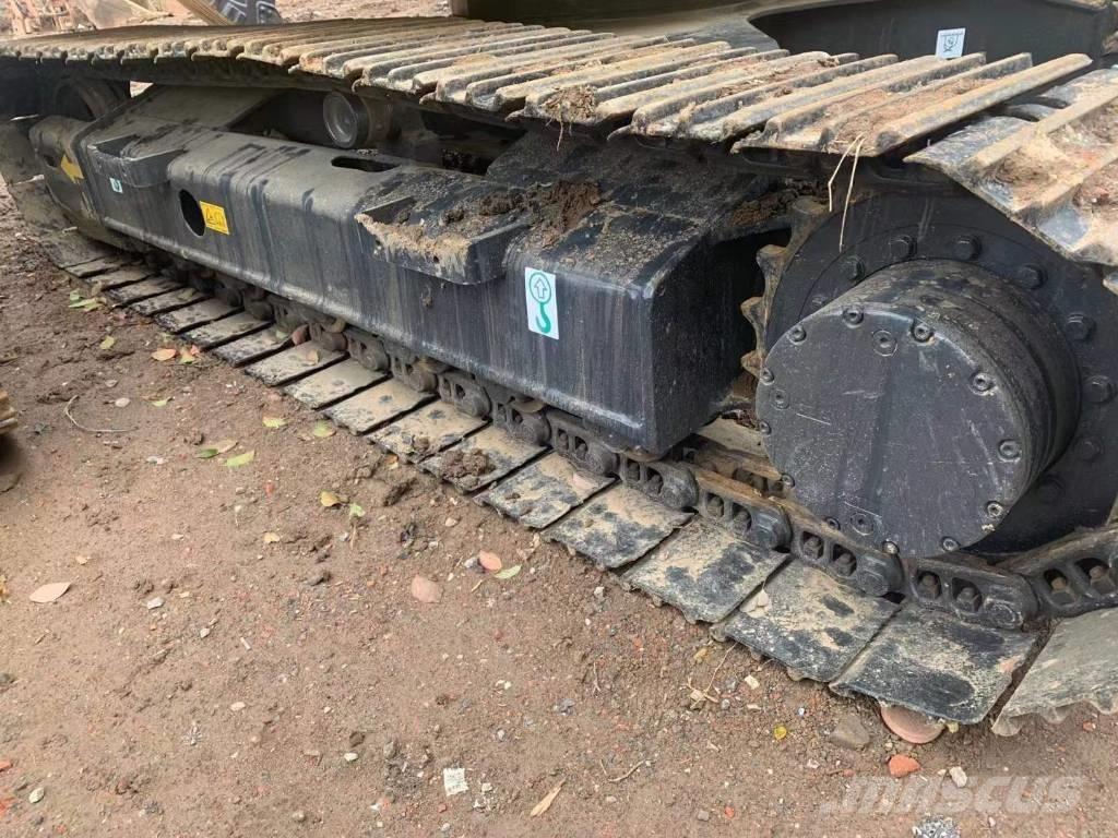 Komatsu PC 120-8 Bandgrävare