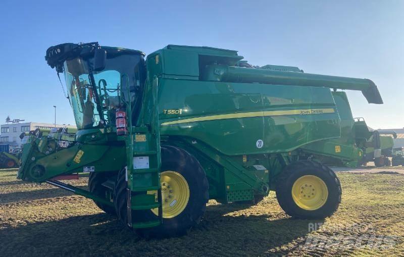 John Deere T 550 i Skördetröskor