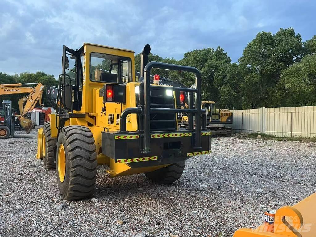 Komatsu WA 320-3 Hjullastare