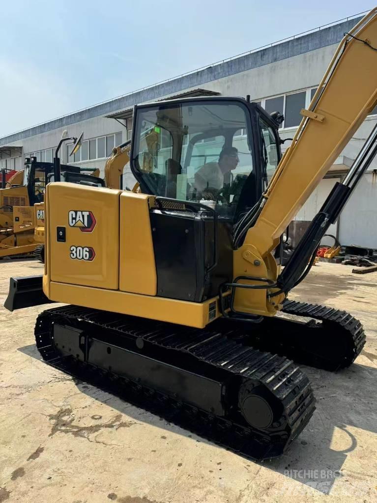 CAT 306 Minigrävare < 7t