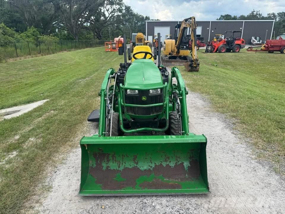 John Deere 1025 R Traktorer