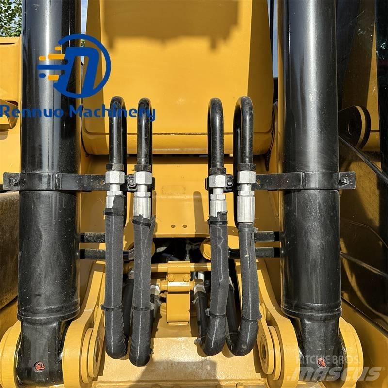CAT 320D2 Bandgrävare