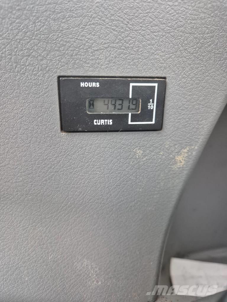 Bobcat E 80 Midigrävmaskiner 7t - 12t