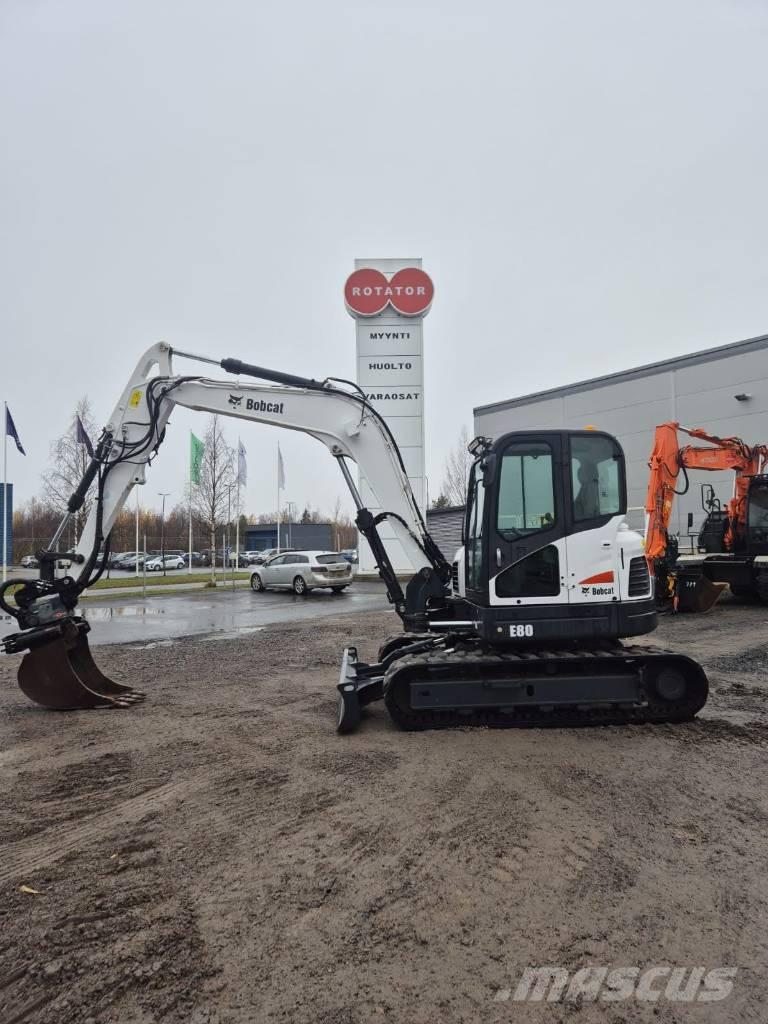 Bobcat E 80 Midigrävmaskiner 7t - 12t