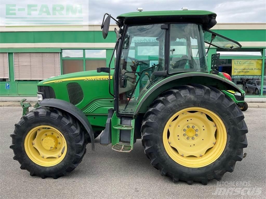 John Deere 5820 Traktorer