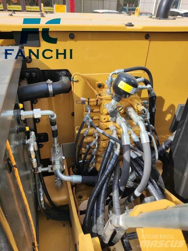 CAT 307 Minigrävare < 7t