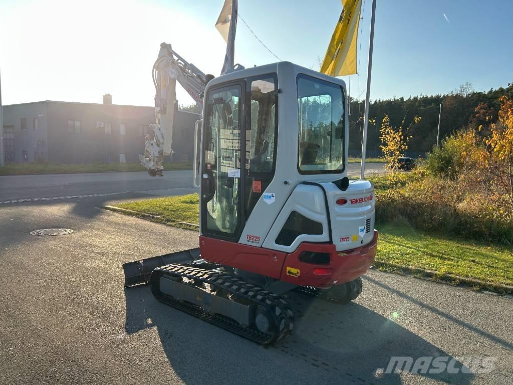 Takeuchi TB 225A V3 Minigrävare < 7t