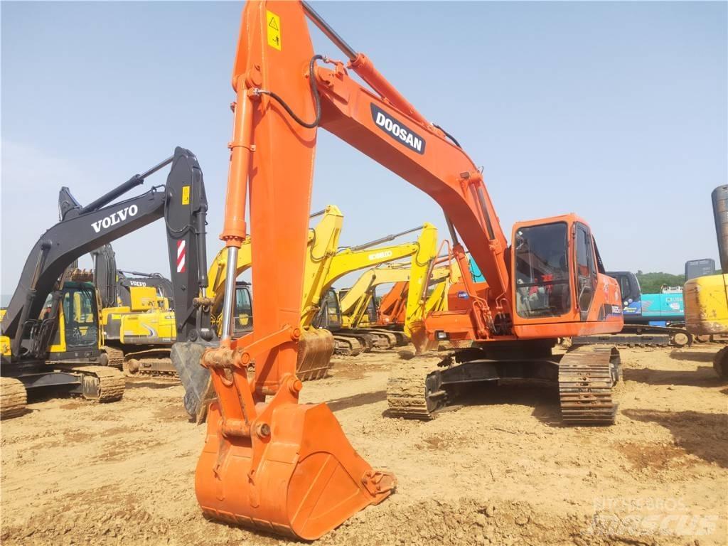 Doosan DH 225 LC-7 Bandgrävare