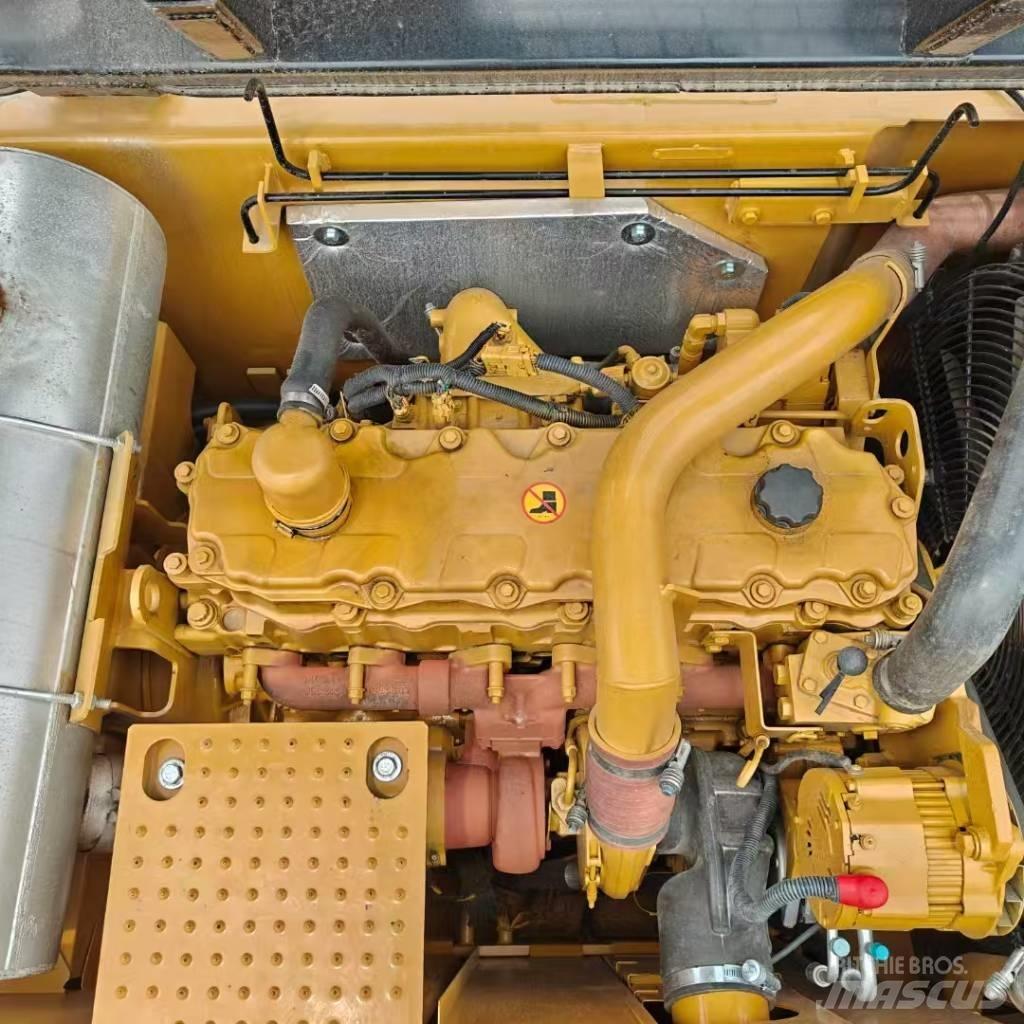 CAT 329 D Bandgrävare