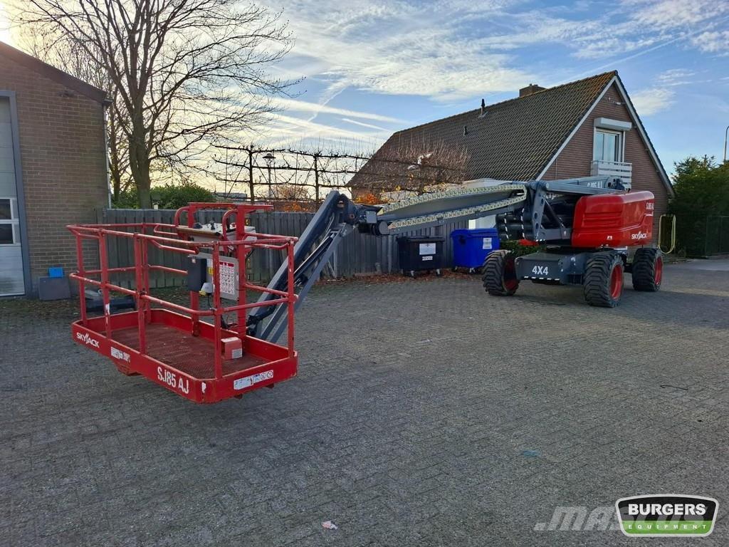 SkyJack SJ85 AJ Bomliftar