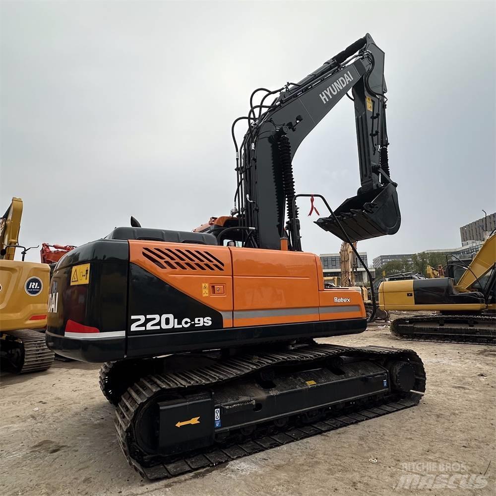 Hyundai R220LC-9S Bandgrävare