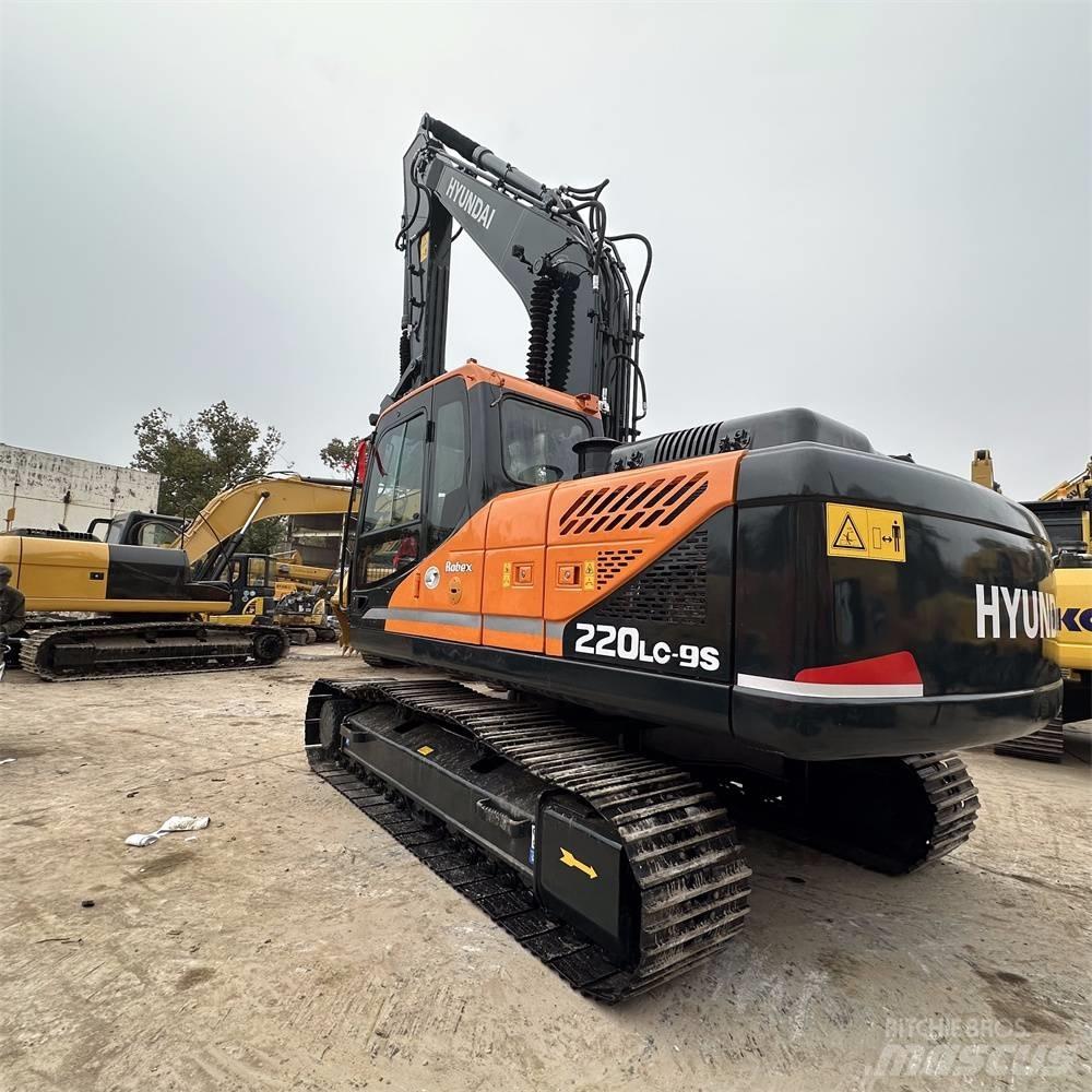 Hyundai R220LC-9S Bandgrävare