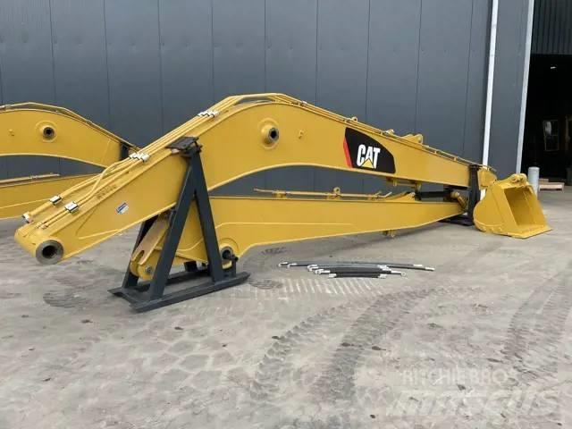 CAT 323D 15m Set Grävutrustning