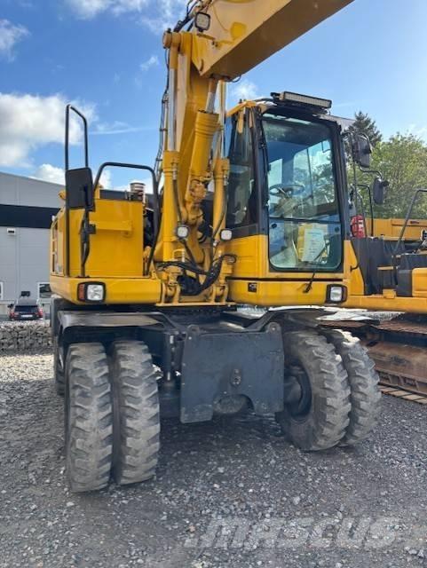 Komatsu PW 148-8 Hjulgrävare