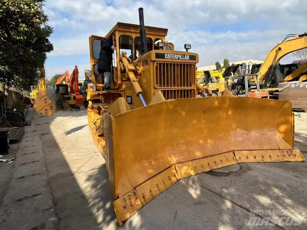 CAT D 7 G Väghyvlar