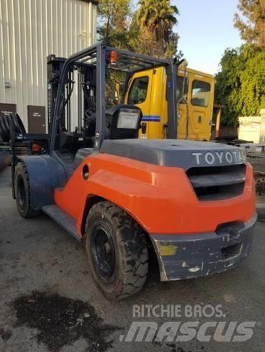 Toyota 8FD70U Dieselmotviktstruckar