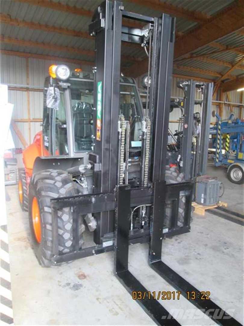 Ausa C500 HX4 Terrängtruck