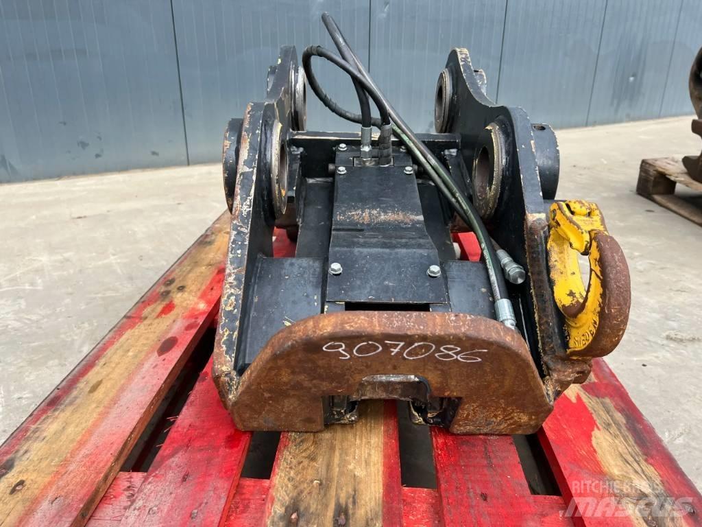 Volvo S1 - 323D Redskapsfäste/ adaptrar