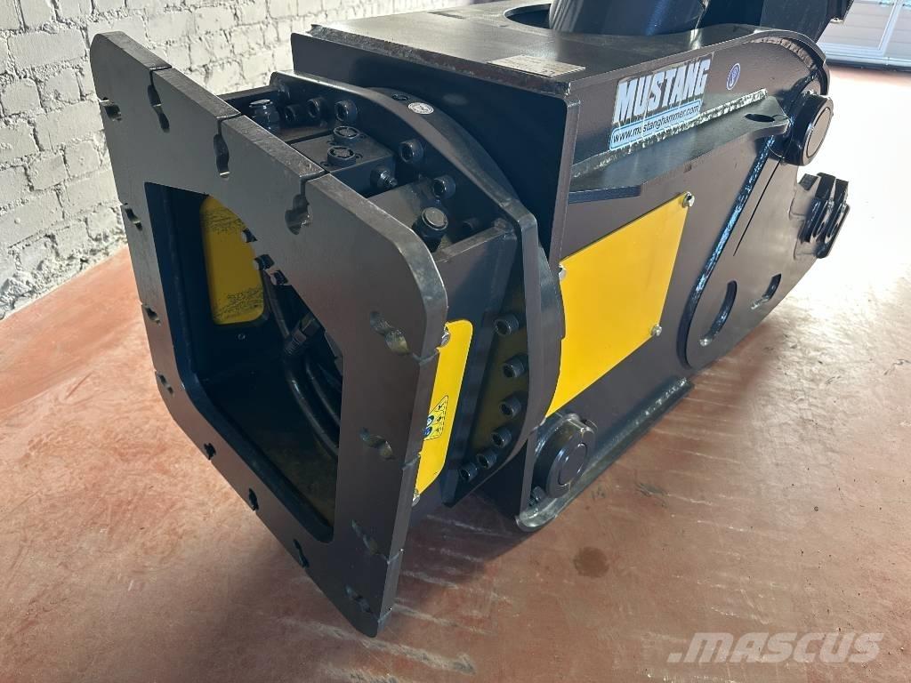 Mustang RH16 Krossar för Entreprenad