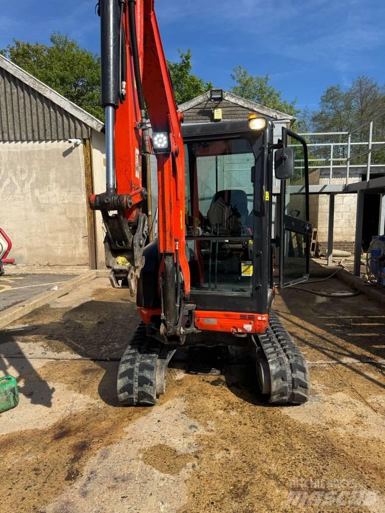 Kubota U 27-4 Minigrävare < 7t