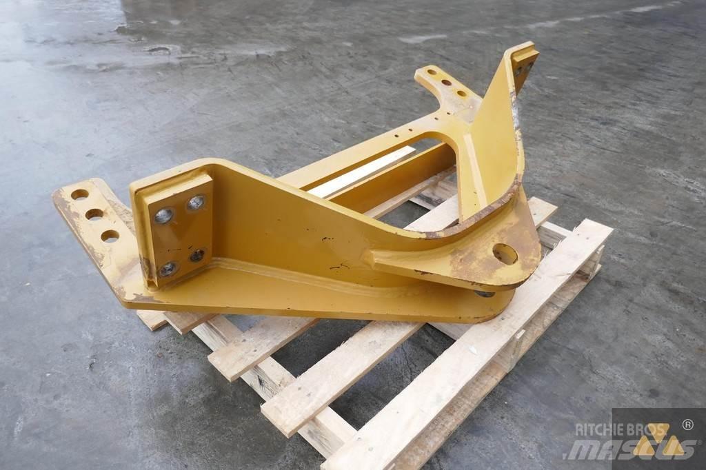 CAT 140M3 Drawbar Transport - Övriga