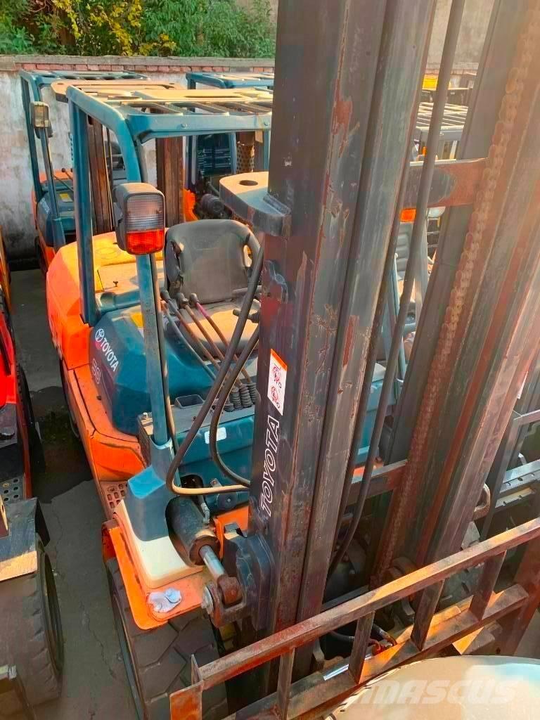 Toyota 7 FDA 50 Dieselmotviktstruckar