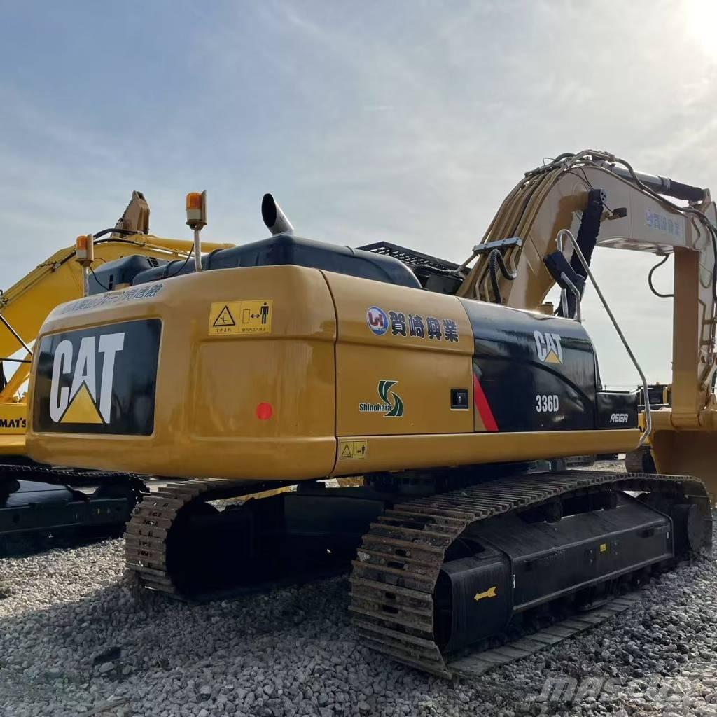 CAT 336 D Bandgrävare