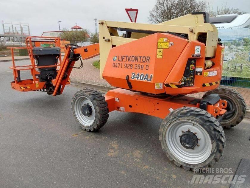 JLG 340 AJ Bomliftar